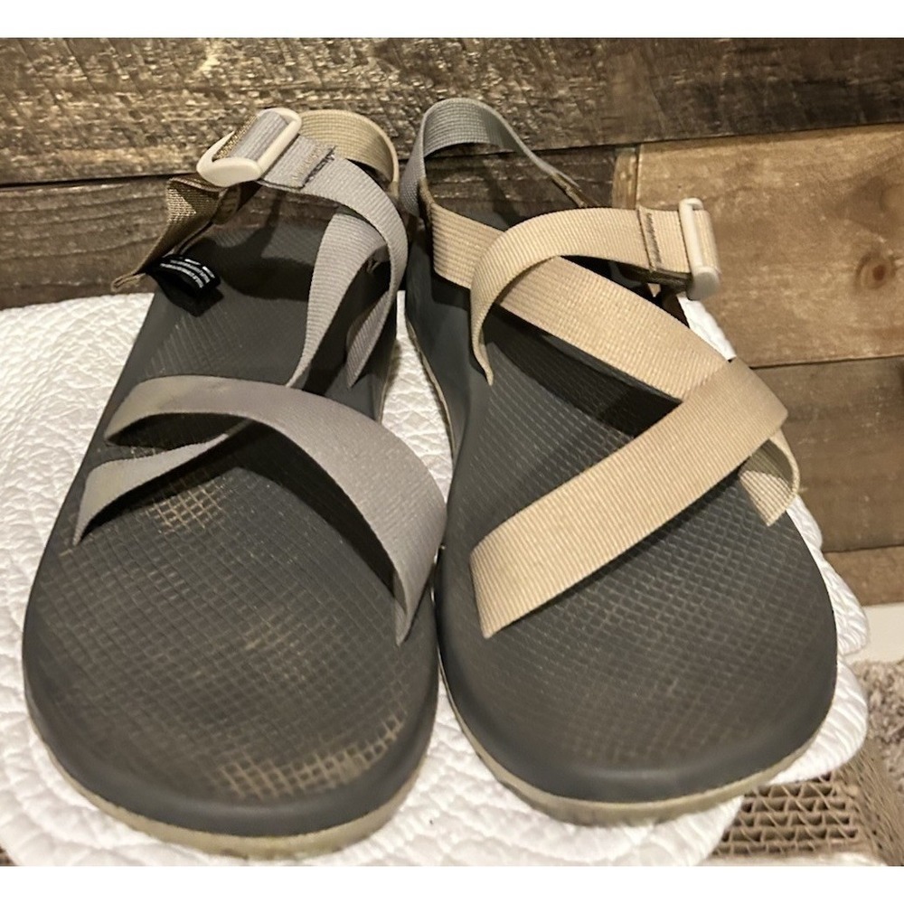 Chaco Men's Neutral Two-Tone Strap Sandals - Gray & Tan